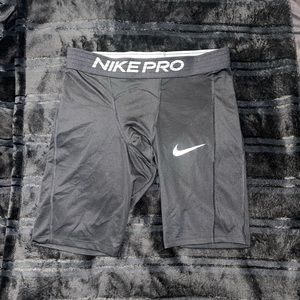 Nike pro compression shorts/ Mens/ Black/White swoosh/ Size Large